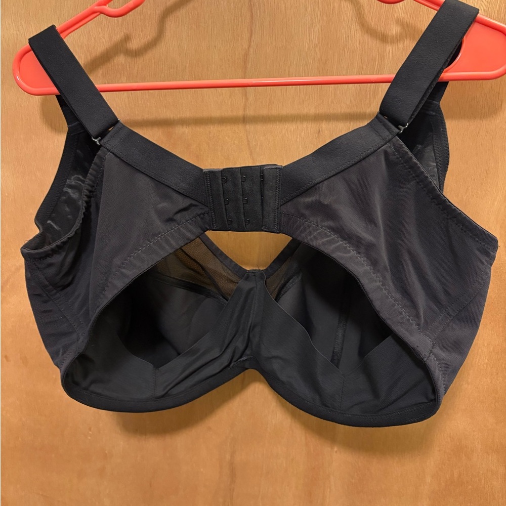 Understance Black Cooling FlexWire Unpadded Bra, 40K, NEVER WORN - Picture 3 of 4